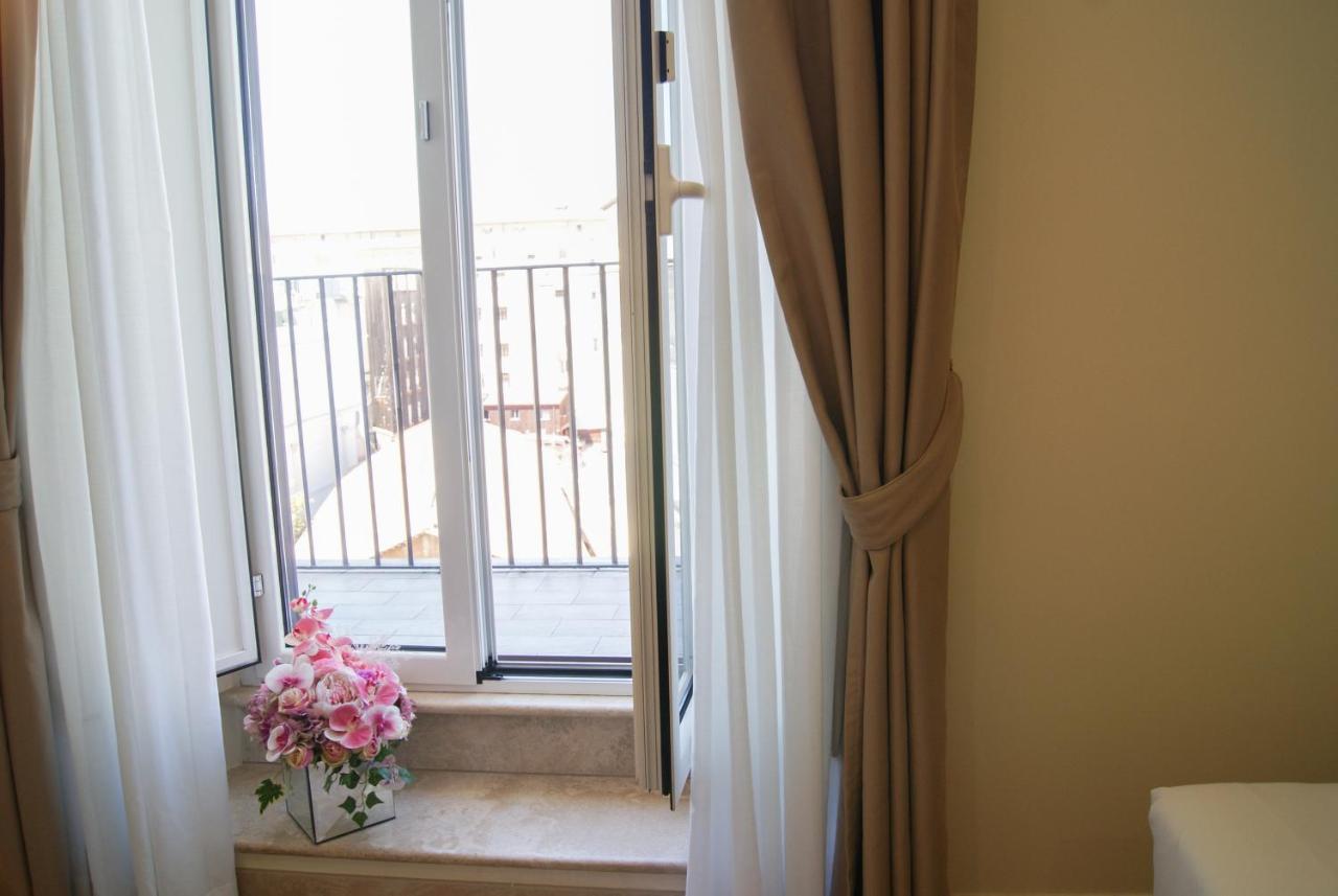 Glam Luxury Rome Hotel Екстериор снимка