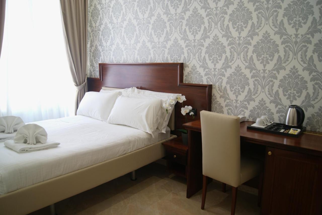 Glam Luxury Rome Hotel Екстериор снимка