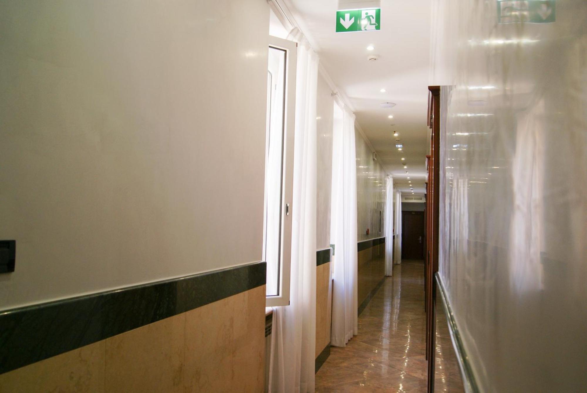 Glam Luxury Rome Hotel Екстериор снимка