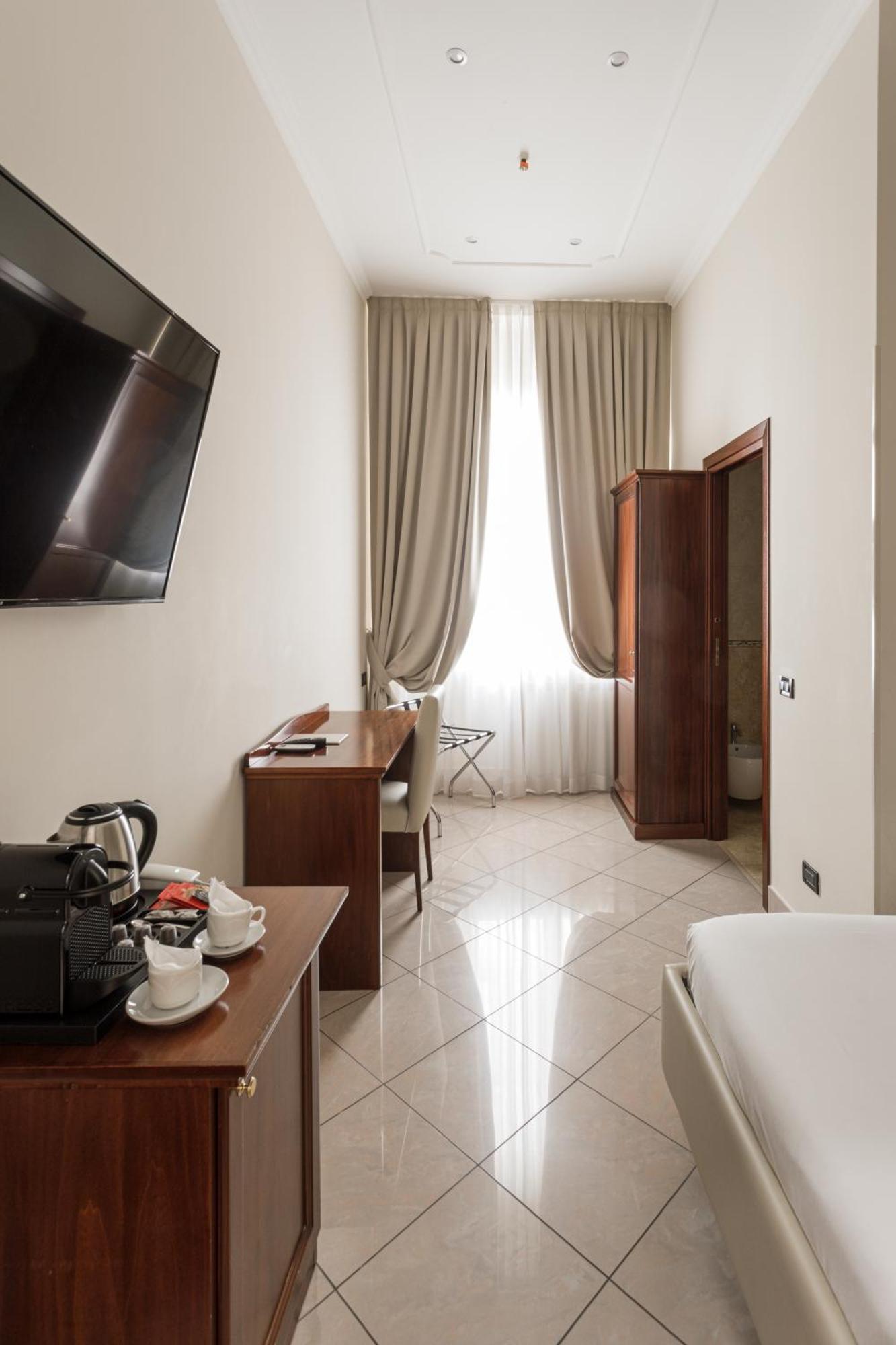 Glam Luxury Rome Hotel Екстериор снимка
