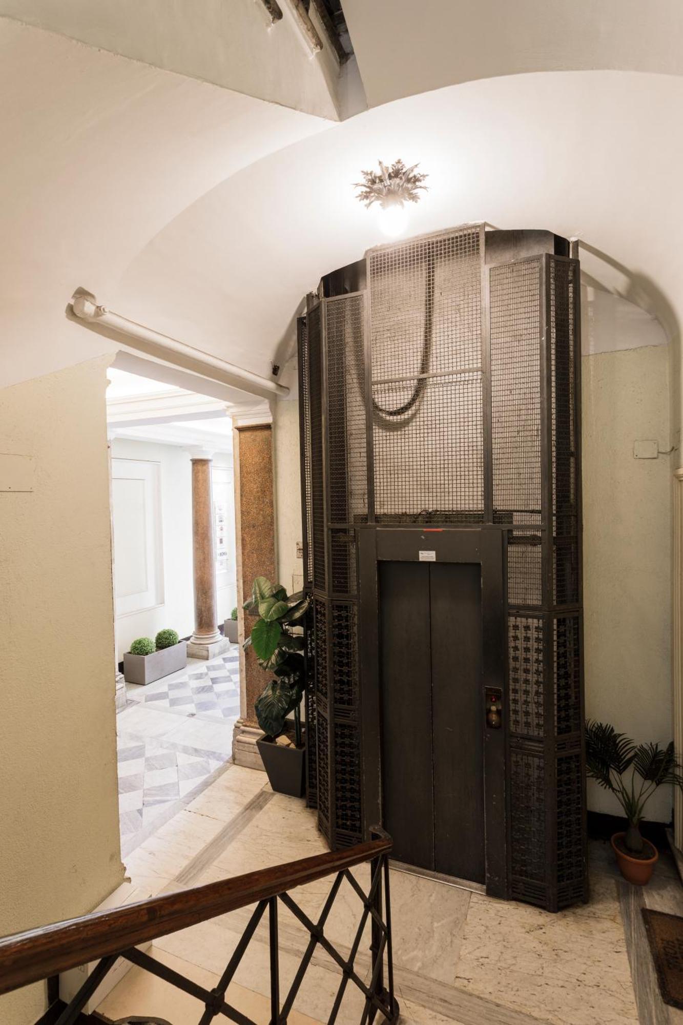 Glam Luxury Rome Hotel Екстериор снимка