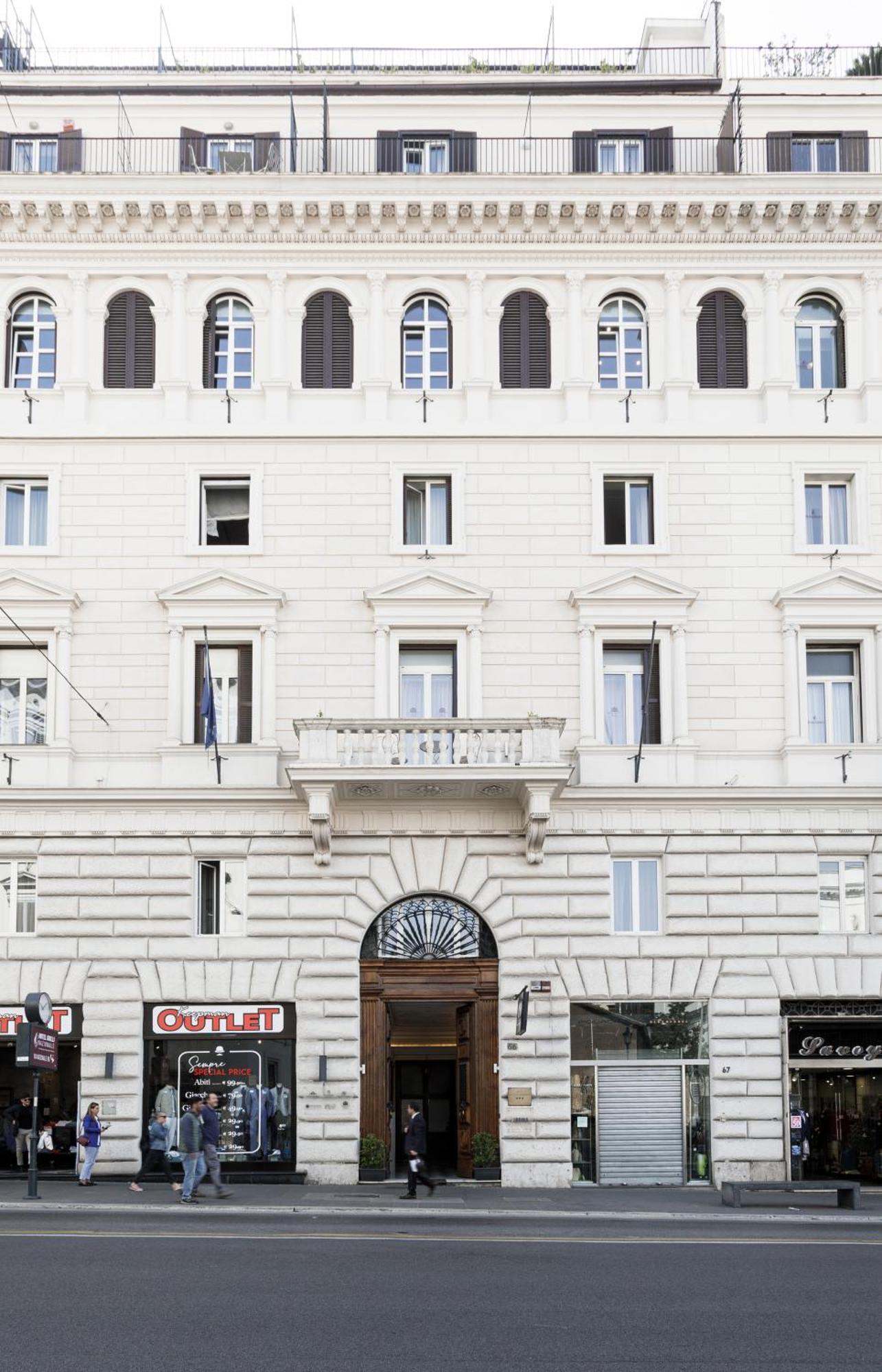 Glam Luxury Rome Hotel Екстериор снимка
