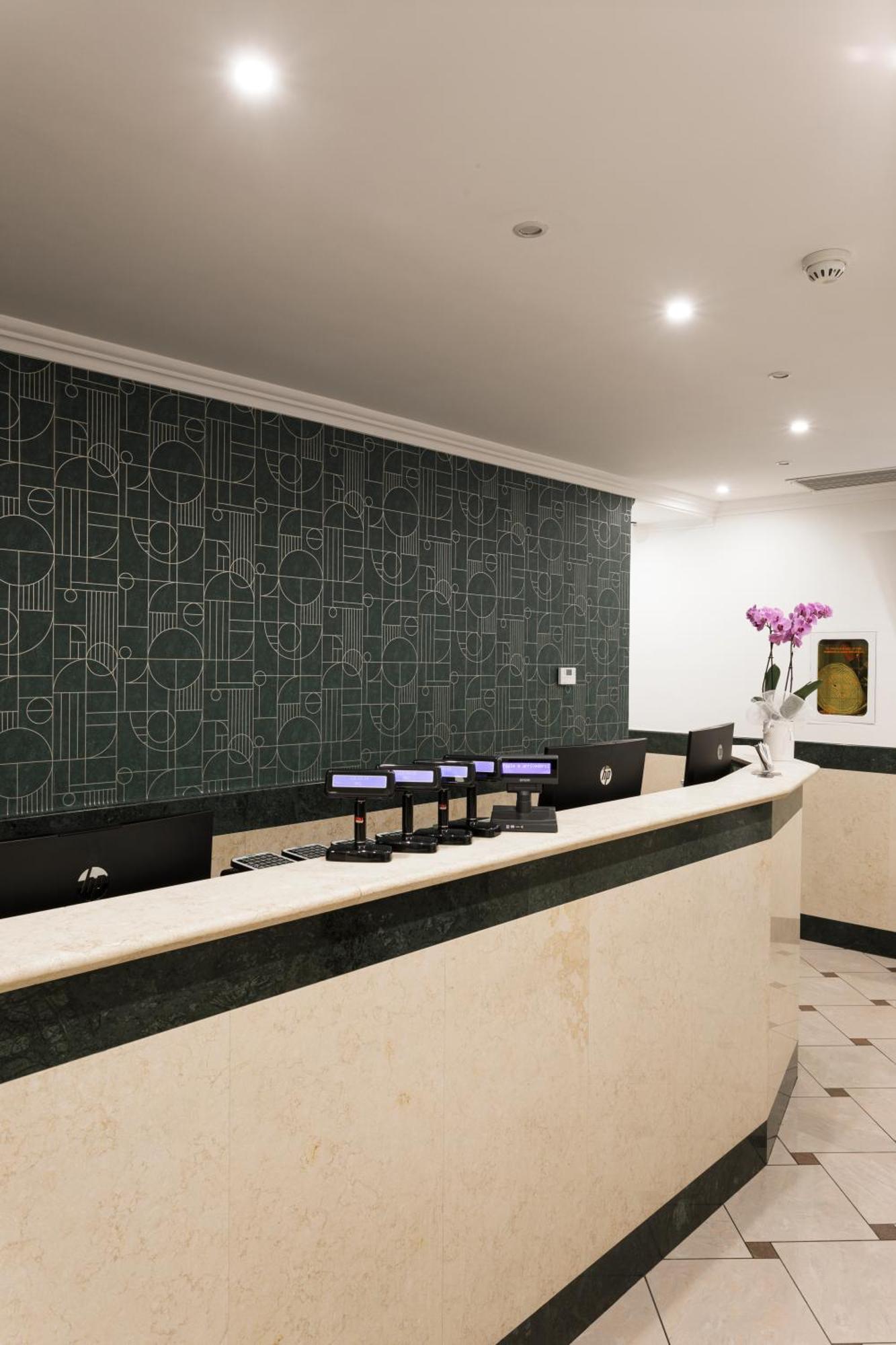 Glam Luxury Rome Hotel Екстериор снимка